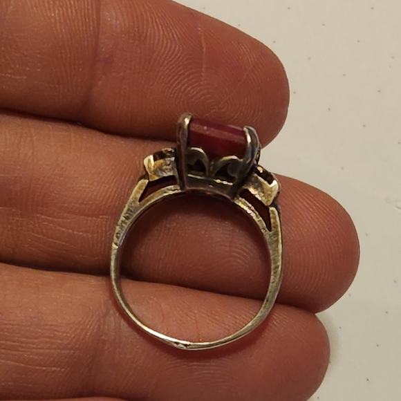 RUBY Ring - Picture 15 of 16